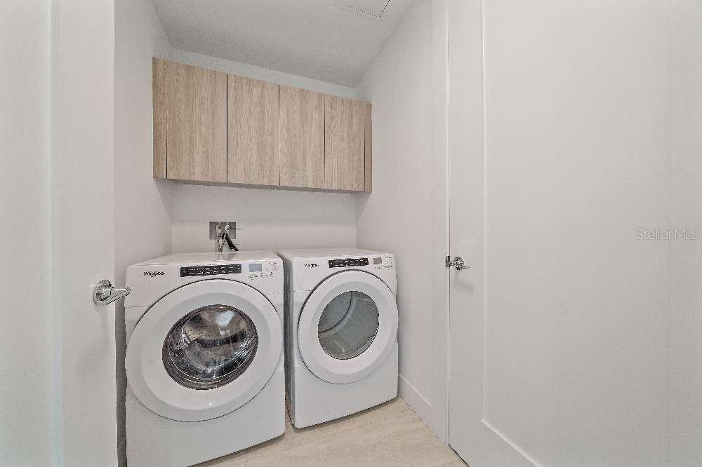 301 Quay Commons, Unit 1707 Sarasota, FL 34236 - Photo 35 of 54