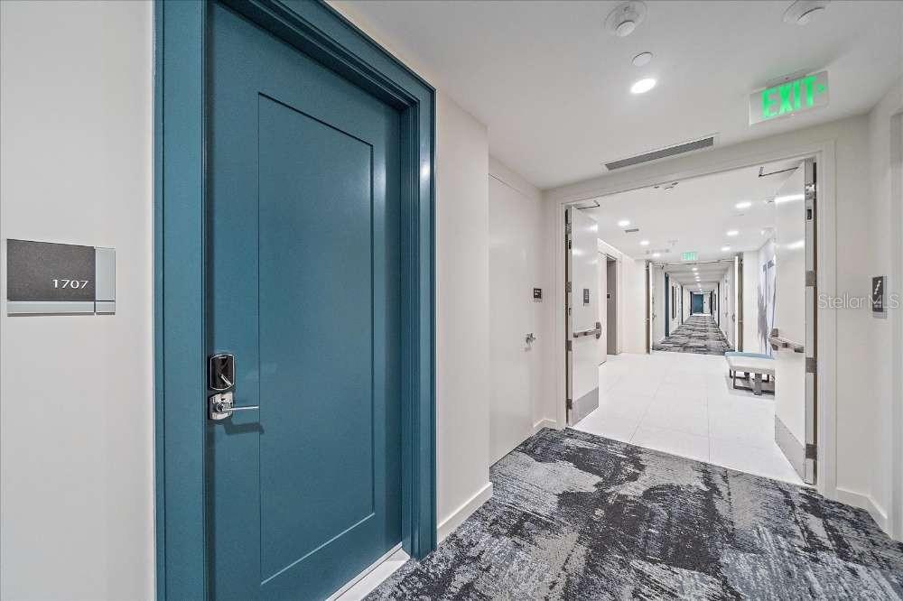 301 Quay Commons, Unit 1707 Sarasota, FL 34236 - Photo 36 of 54