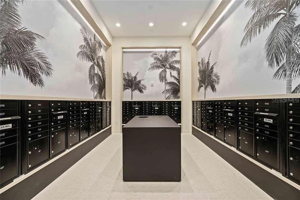 301 Quay Commons, Unit 1707 Sarasota, FL 34236 - Photo 50 of 54