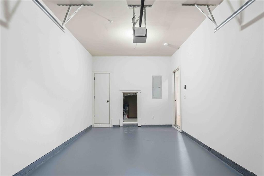 501 Ridge View Crossing Woodstock, GA 30188 - Photo 37 of 44 an empty room with a empty space and windows