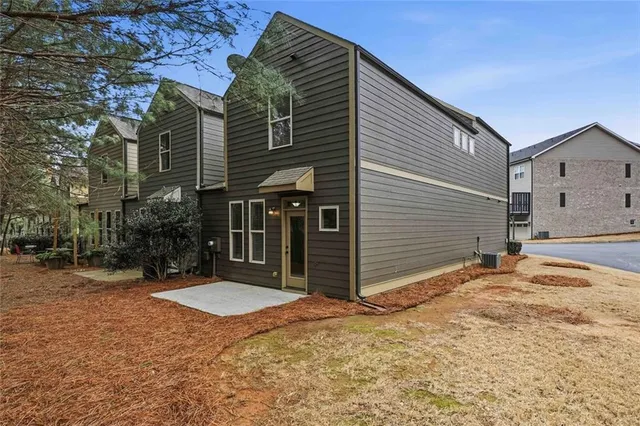 $349,900 | 501 Ridge View Crossing, Woodstock, GA 30188