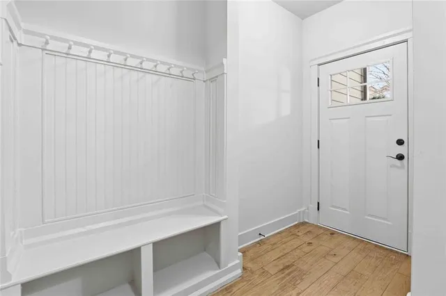 $349,900 | 501 Ridge View Crossing, Woodstock, GA 30188