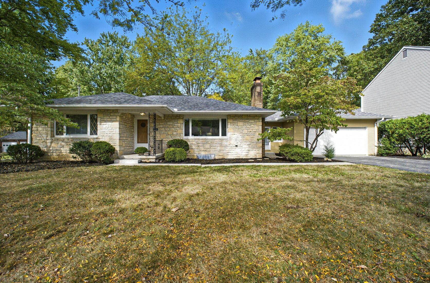 2620 Wildwood Road Columbus, OH 43231 - Photo 1 of 39 1-web-or-mls-Jenne Ross - 2620 Wildwood