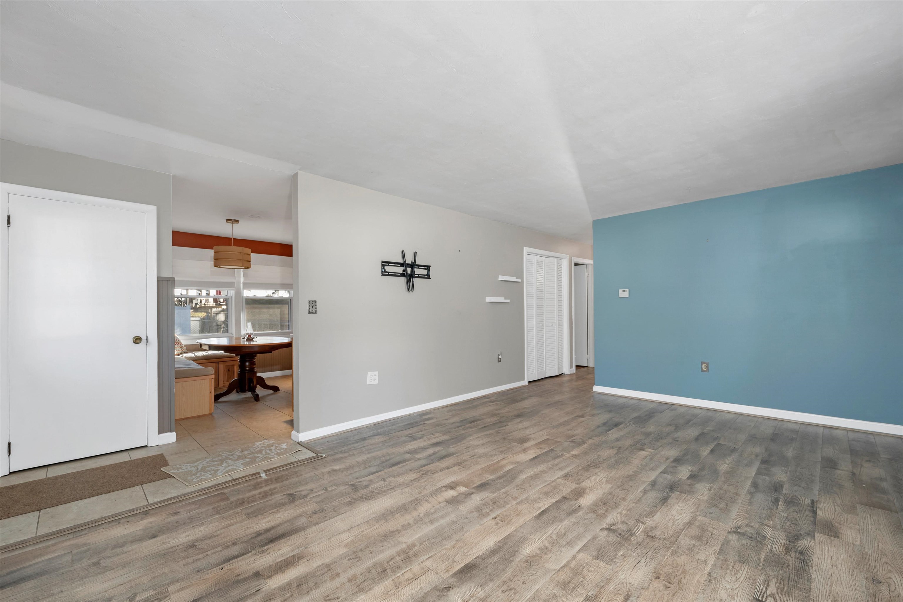 4 Spruce Drive Dover, NH 03820 - Photo 8 of 26