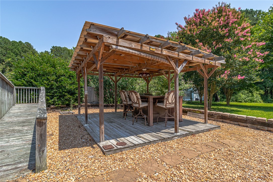 143 Sutton Avenue Reedville, VA 22539 - Photo 13 of 32 Gallery Image 13