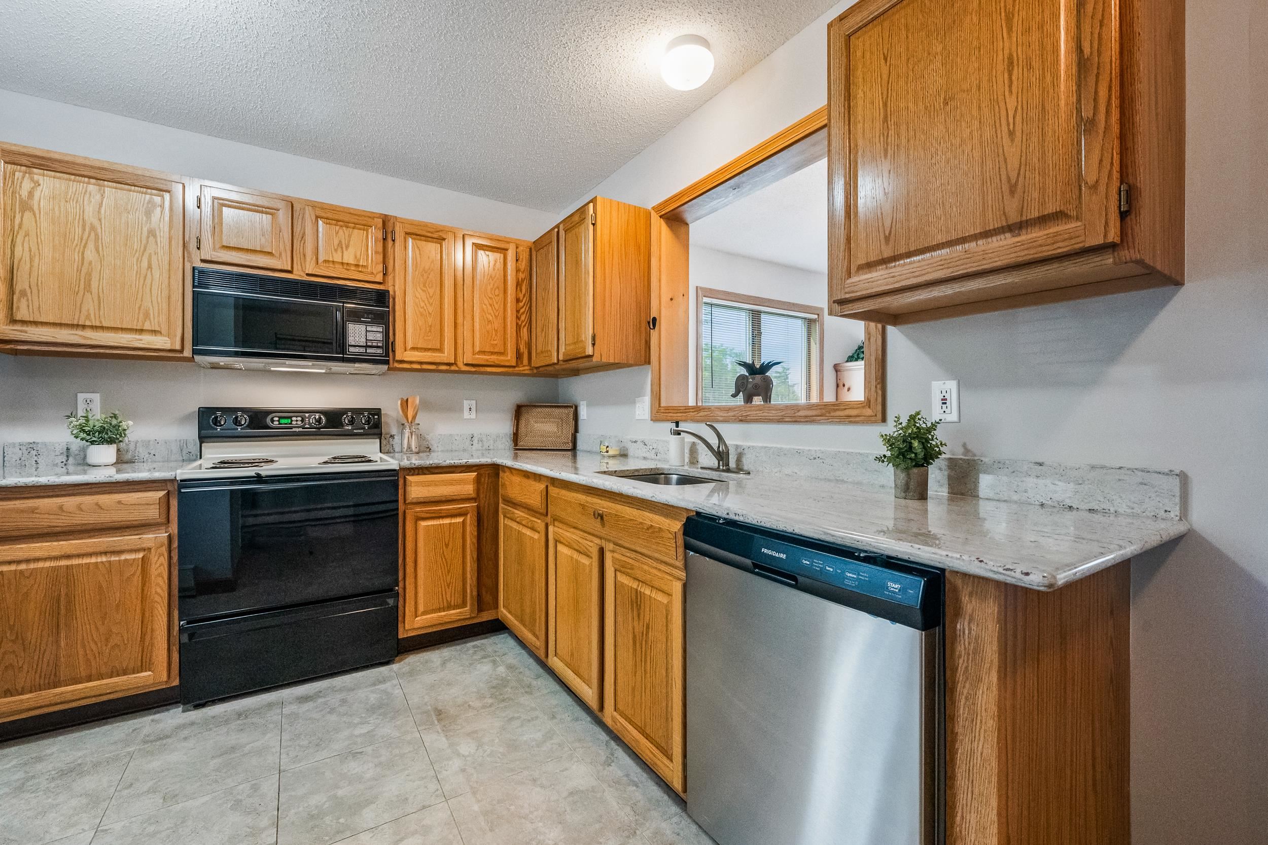 J81 Eagle Ridge Road, Unit J81 Glen, NH 03838 - Photo 8 of 33