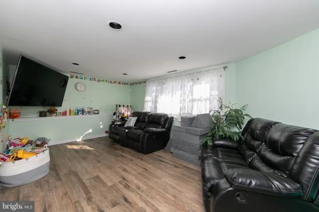 $549,900 | 608 Fountain Avenue, Cinnaminson, NJ 08077