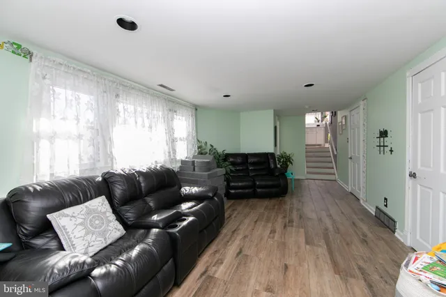 $549,900 | 608 Fountain Avenue, Cinnaminson, NJ 08077