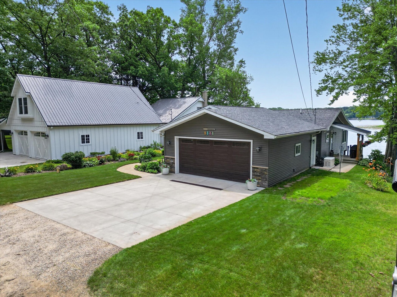 1630 South Colonel Point Drive Crystal, MI 48818 - Photo 51 of 64