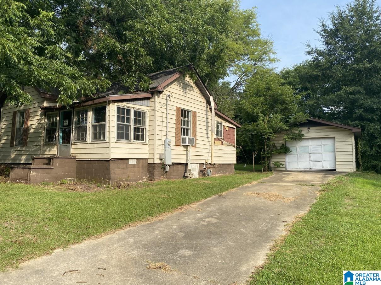 602 Southwest 5th Street Childersburg, AL 35044 - Photo 3 of 17