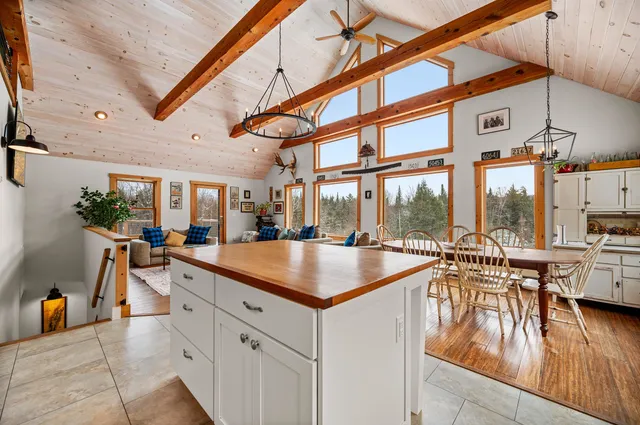$864,000 | 932 Mud City Loop, Morristown, VT 05661