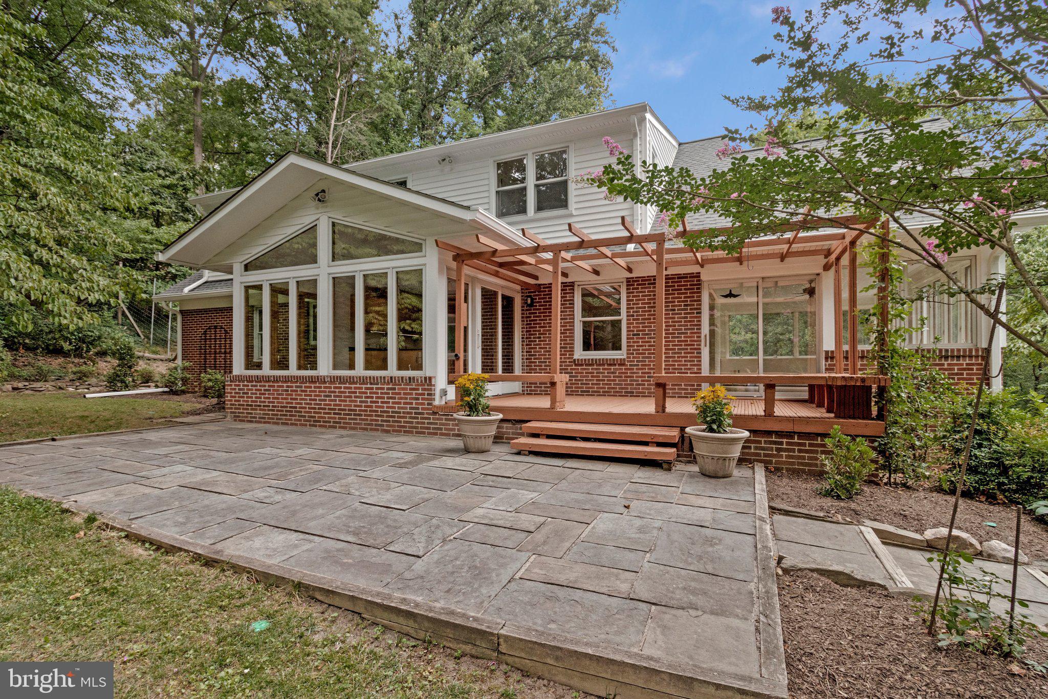 2213 Apple Tree Lane Silver Spring, MD 20905 - Photo 31 of 33