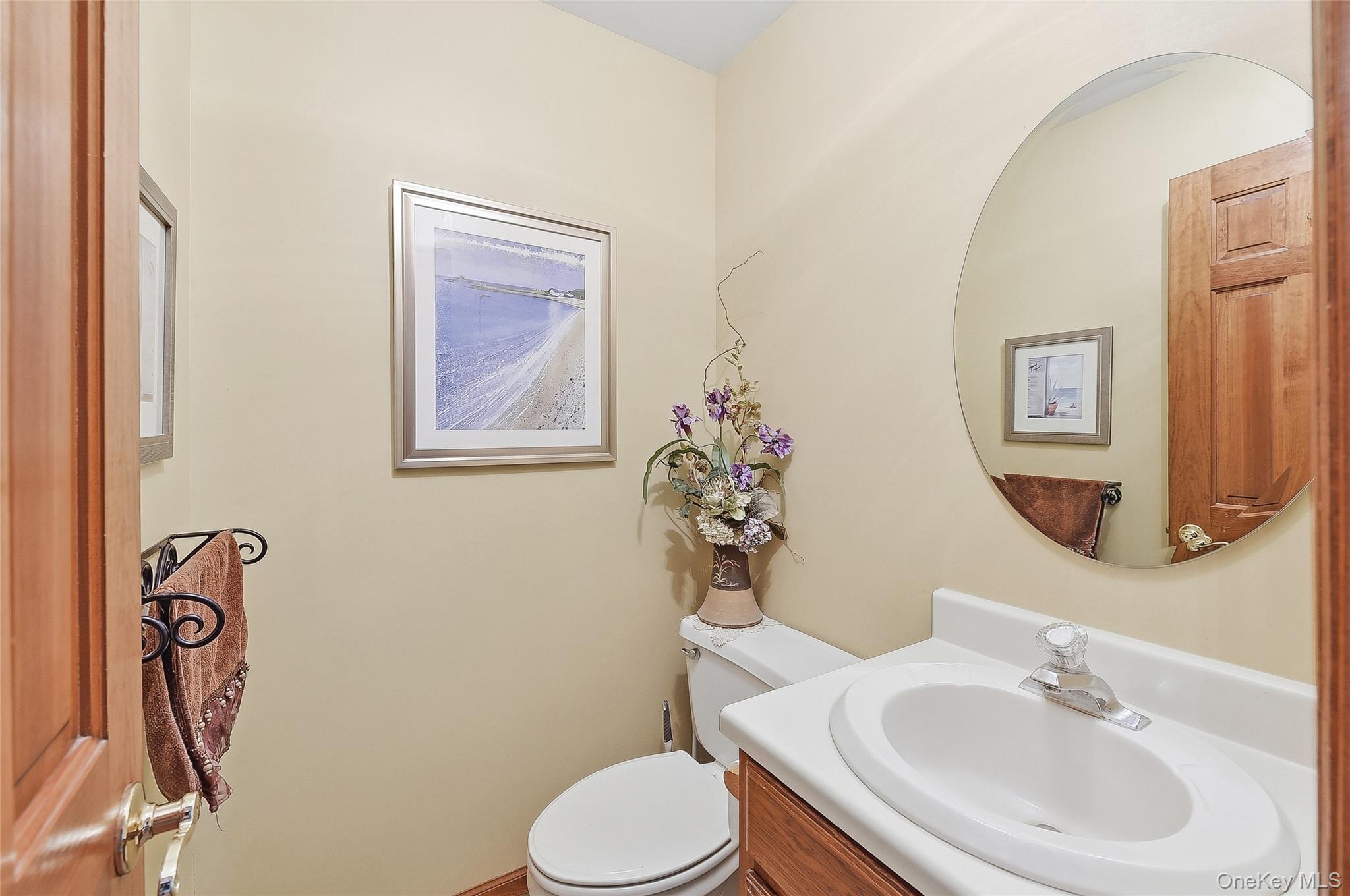183 High Meadows Road Walden, NY 12586 - Photo 21 of 44 Half bathroom