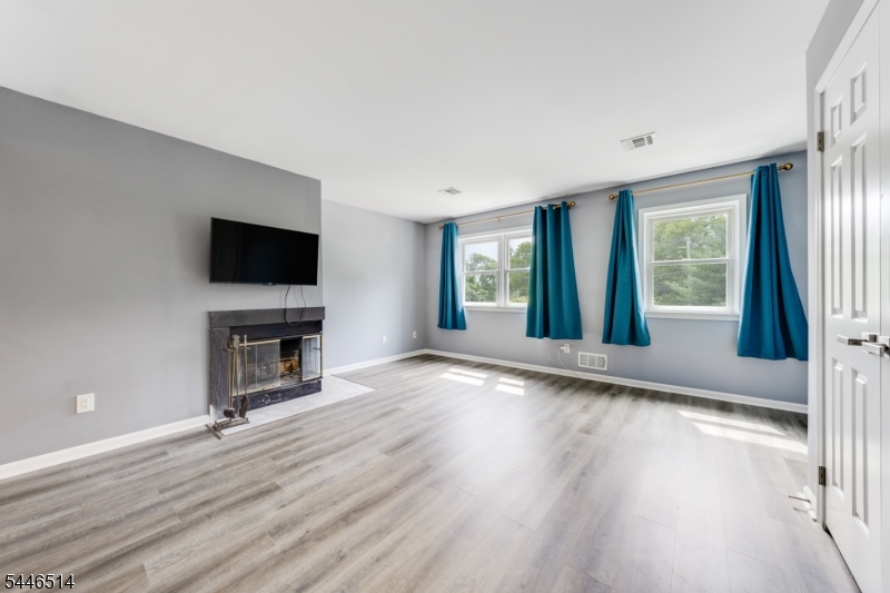 40 Loantaka Way, Unit F Madison, NJ 07940 - Photo 6 of 22