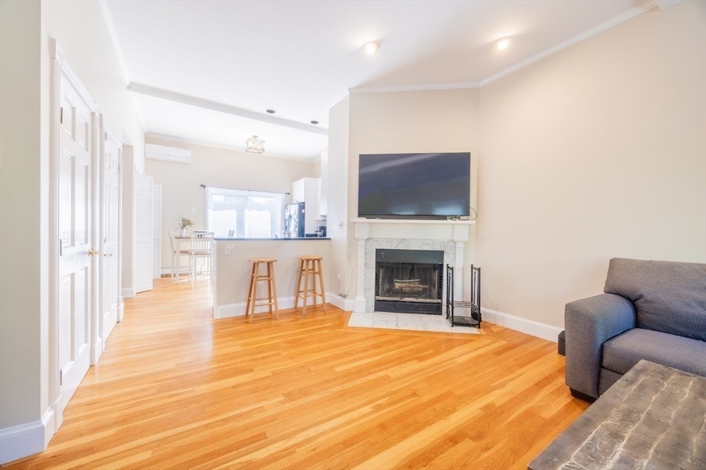 90 Washington Street, Unit B Boston, MA 02129 - Photo 5 of 9