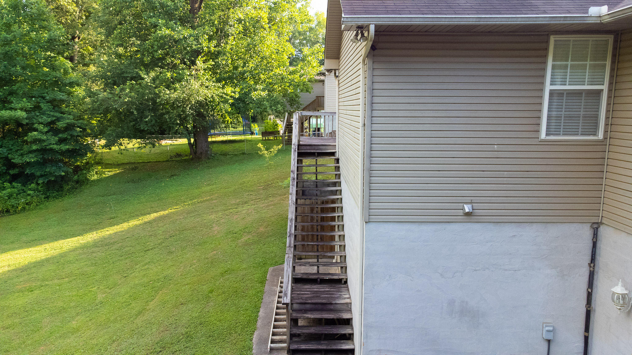 121 Overlook Lane Clinton, TN 37716 - Photo 5 of 35 DJI_0102