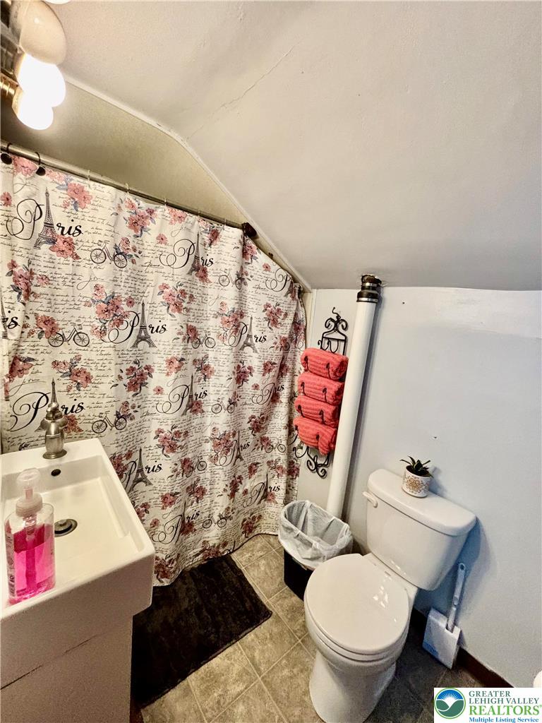 282 Young Road Nazareth, PA 18064 - Photo 19 of 21