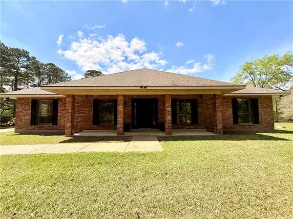 $299,000 | 39 Rice Lane, Dry Prong, LA 71423