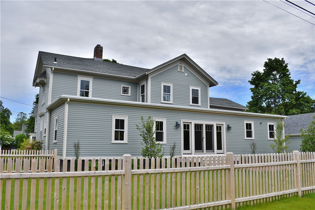 70 Alfred Drowne Road Barrington, RI 02806 - Photo 9 of 9