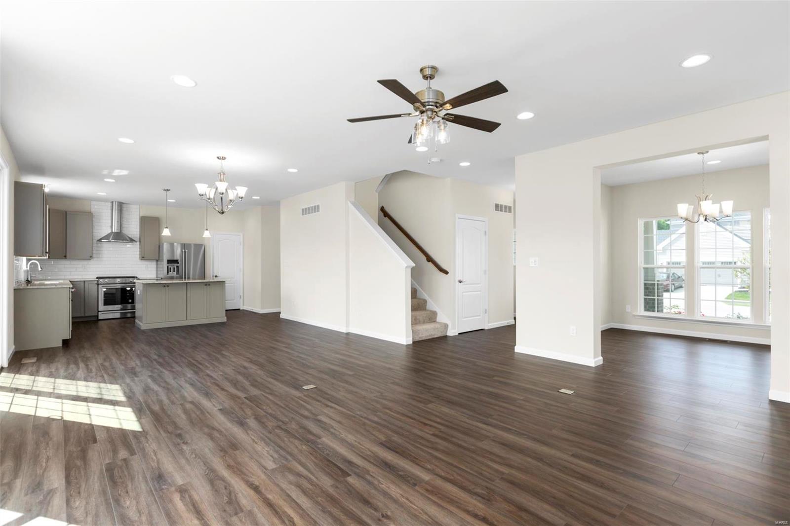 1 Winslow @ Ryehill Manor Street St. Peters, MO 63376 - Photo 3 of 20