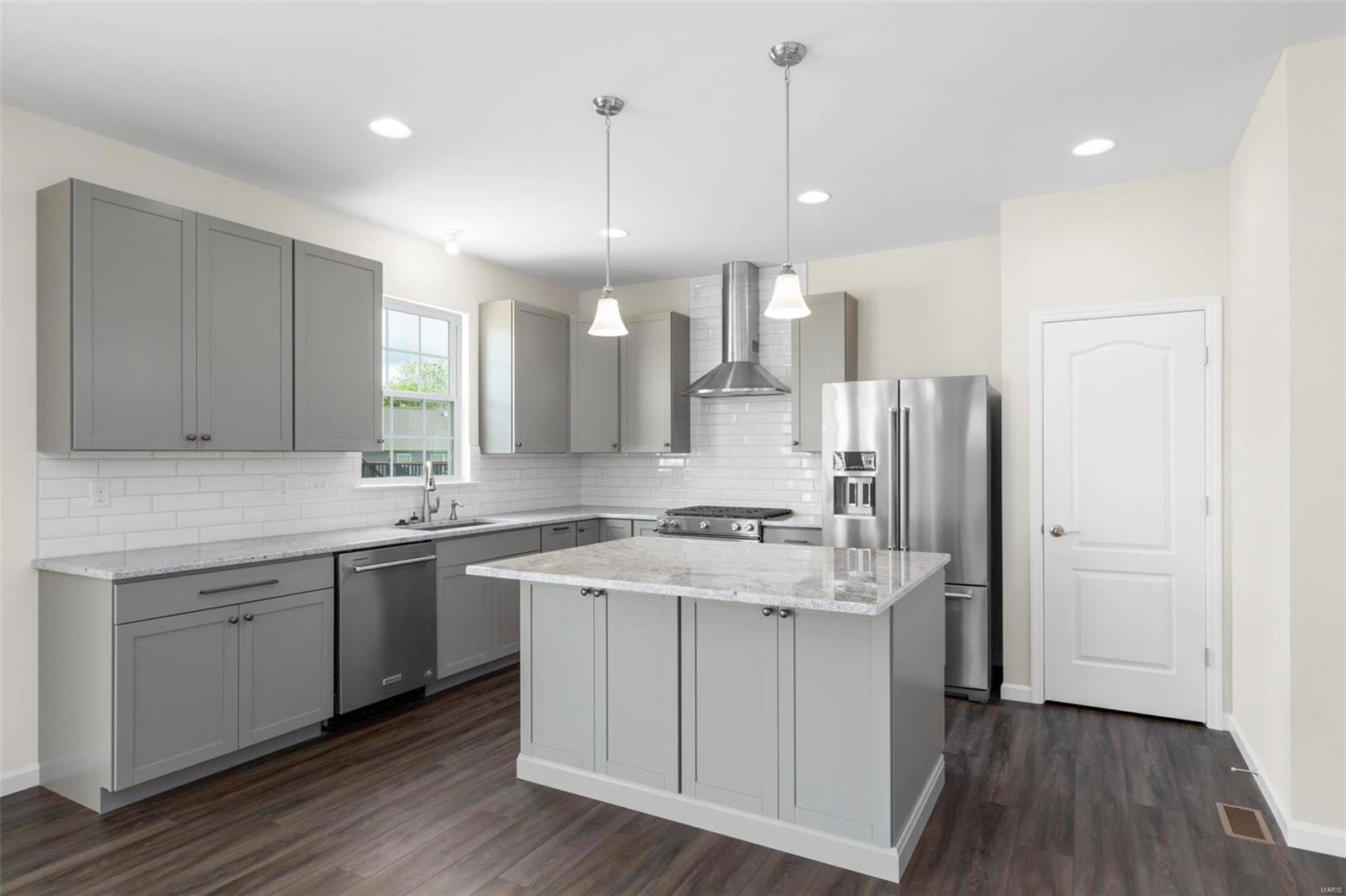 1 Winslow @ Ryehill Manor Street St. Peters, MO 63376 - Photo 4 of 20