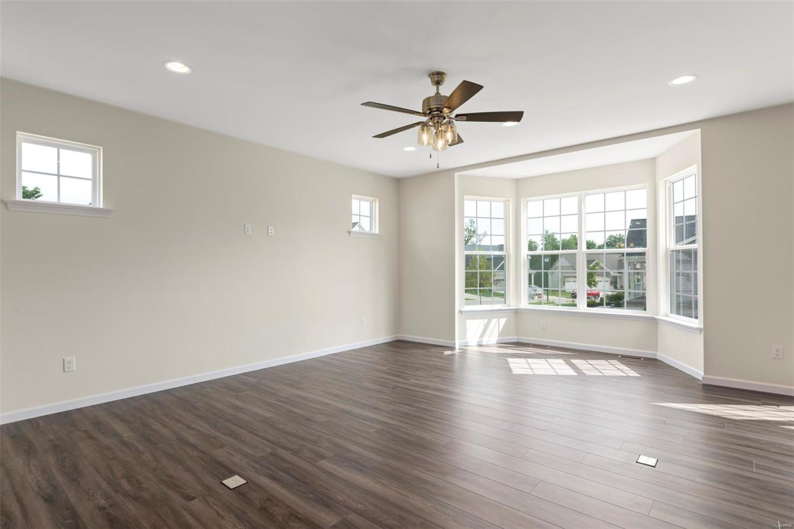 1 Winslow @ Ryehill Manor Street St. Peters, MO 63376 - Photo 6 of 20