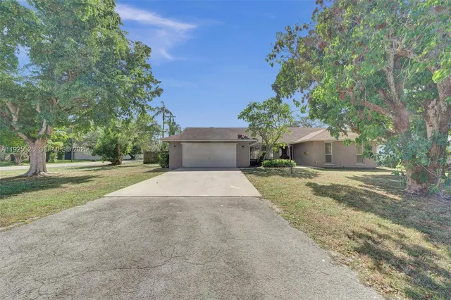 $899,999 | 620 Northeast 2nd Street, Pompano Beach, FL 33060