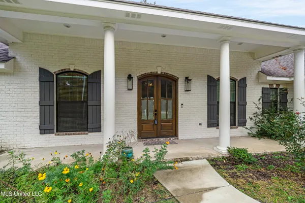 $530,000 | 5534 West 4th Street, Hattiesburg, MS 39402