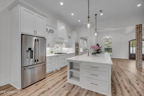 $530,000 | 5534 West 4th Street, Hattiesburg, MS 39402