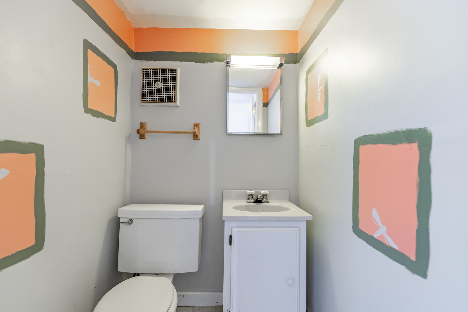 11609 North Brightway Road Mokena, IL 60448 - Photo 47 of 47 a bathroom with a toilet sink and mirror