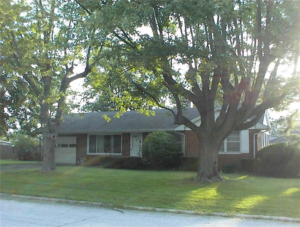911 Maple Drive Greenfield, IN 46140 - Photo 1 of 4