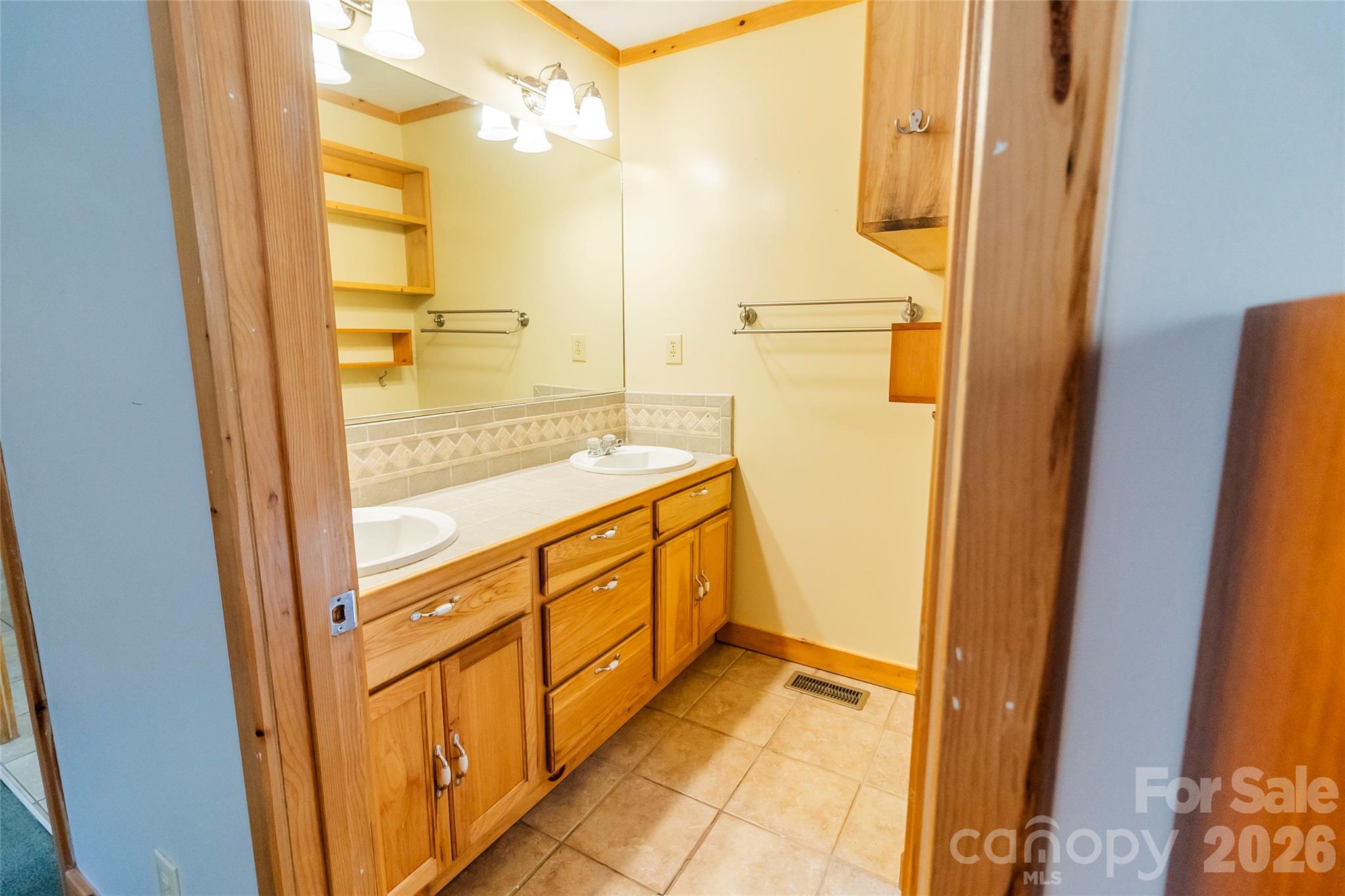 106 Cabin Creek Road Sylva, NC 28779 - Photo 15 of 34