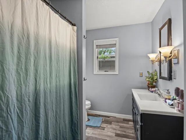 $218,900 | 406 5th Street Northwest, Montgomery, MN 56069