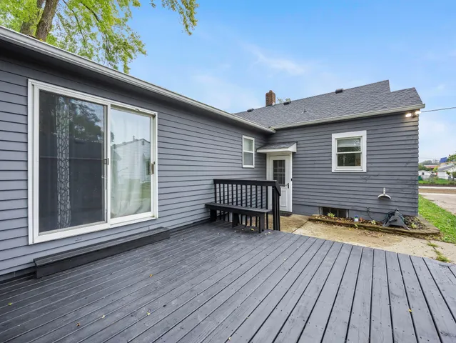 $218,900 | 406 5th Street Northwest, Montgomery, MN 56069