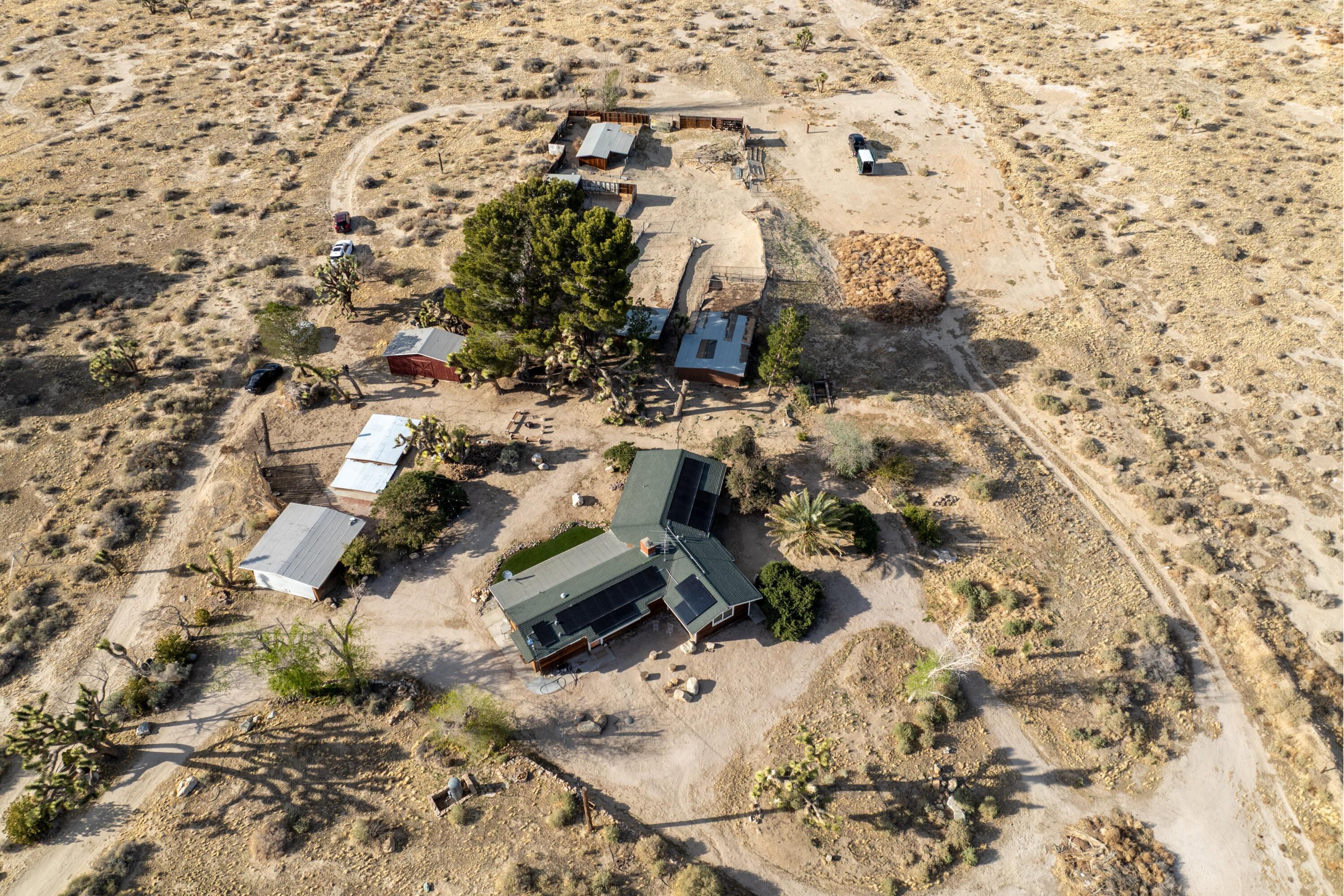 11337 Avenue E E Lancaster Ca East Lancaster, CA 93535 - Photo 52 of 60 46-DJI_0751-HDR