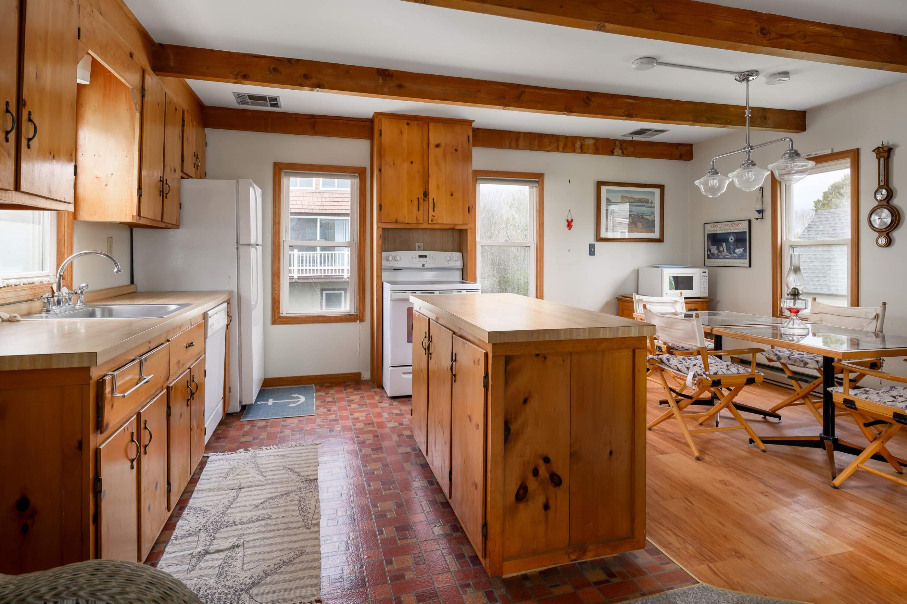 87 Long Beach Avenue, Unit 2 York, ME 03909 - Photo 11 of 26 Kitchen