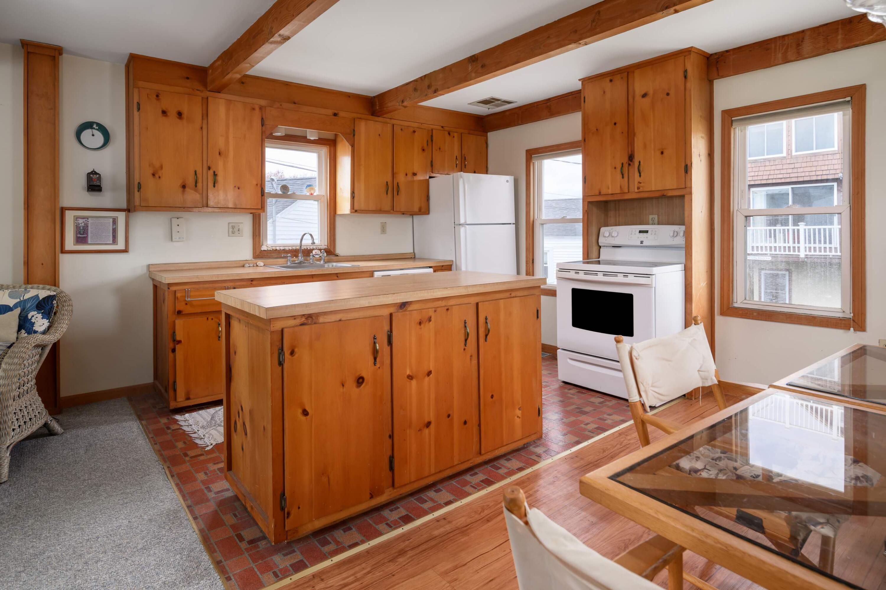 87 Long Beach Avenue, Unit 2 York, ME 03909 - Photo 9 of 26 Kitchen