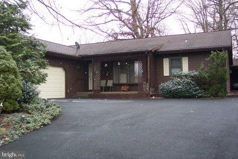 613 West 3rd Avenue Lititz, PA 17543 - Photo 1 of 12