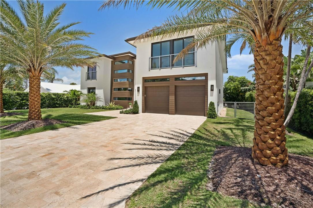 176 Beacon Lane Jupiter Inlet Colony, FL 33469 - Photo 3 of 64 Photo 3