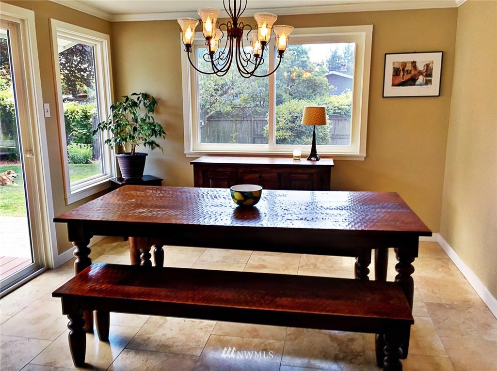 8006 215th Street Southwest Edmonds, WA 98026 - Photo 13 of 21 Gallery Image 13
