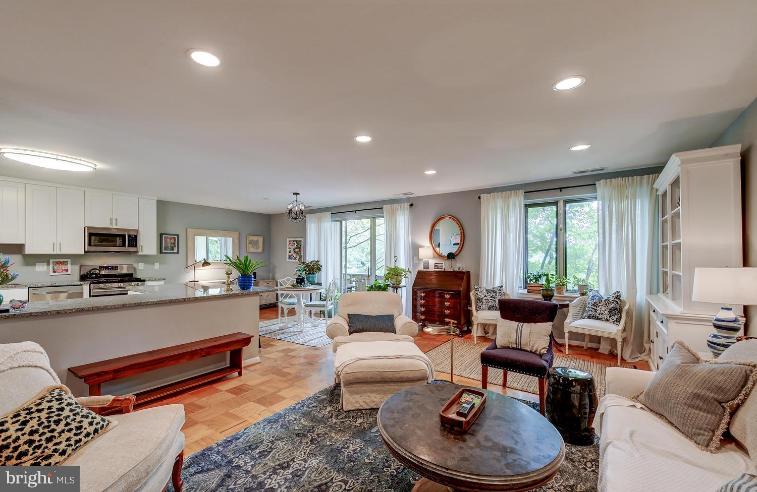 5 Hamill Road, Unit 5D Baltimore, MD 21210 - Photo 3 of 18