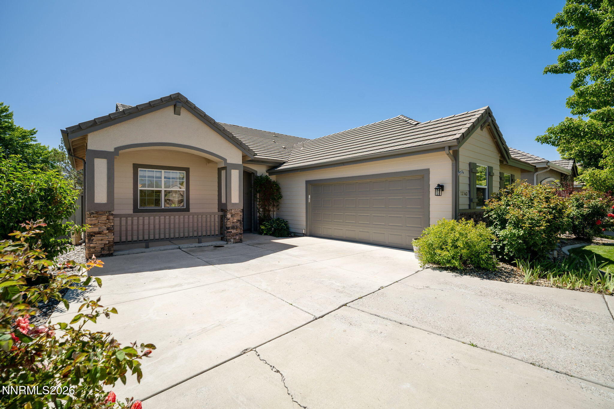 10140 Buckeye Court Reno, NV 89521 - Photo 3 of 52 32-web-or-mls-A7406449