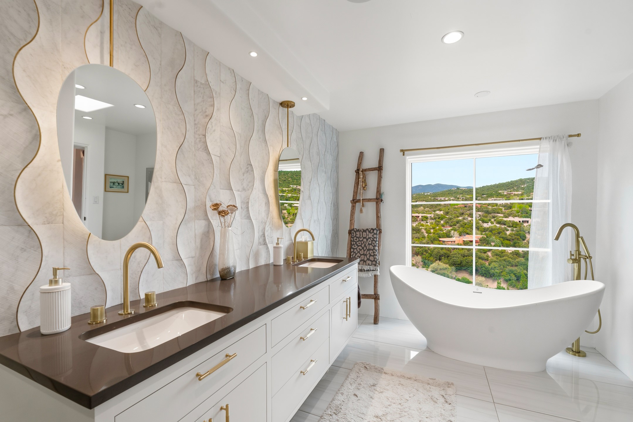 148 Barranca Road Santa Fe, NM 87501 - Photo 40 of 86 Primary bathroom