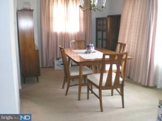 1038 Surrey Road Philadelphia, PA 19115 - Photo 3 of 6
