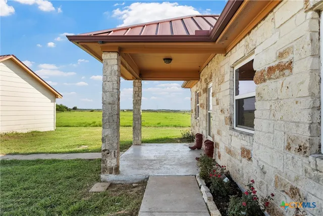 $445,000 | 231 County Road 136, Burlington, TX 76519