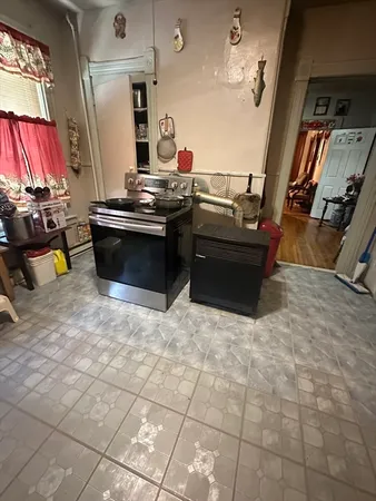 $699,900 | 39 Woodland Street, Worcester, MA 01610