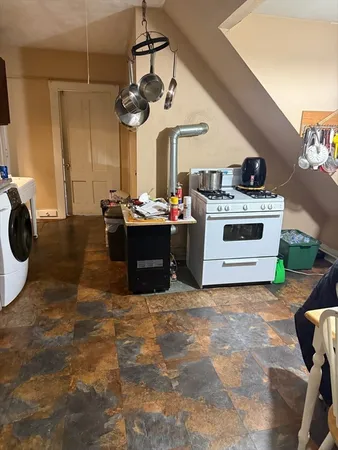 $699,900 | 39 Woodland Street, Worcester, MA 01610