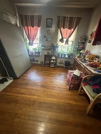 $699,900 | 39 Woodland Street, Worcester, MA 01610