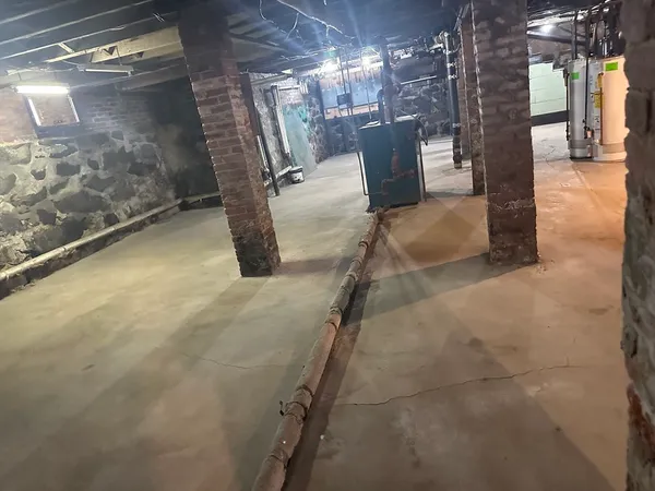 $699,900 | 39 Woodland Street, Worcester, MA 01610