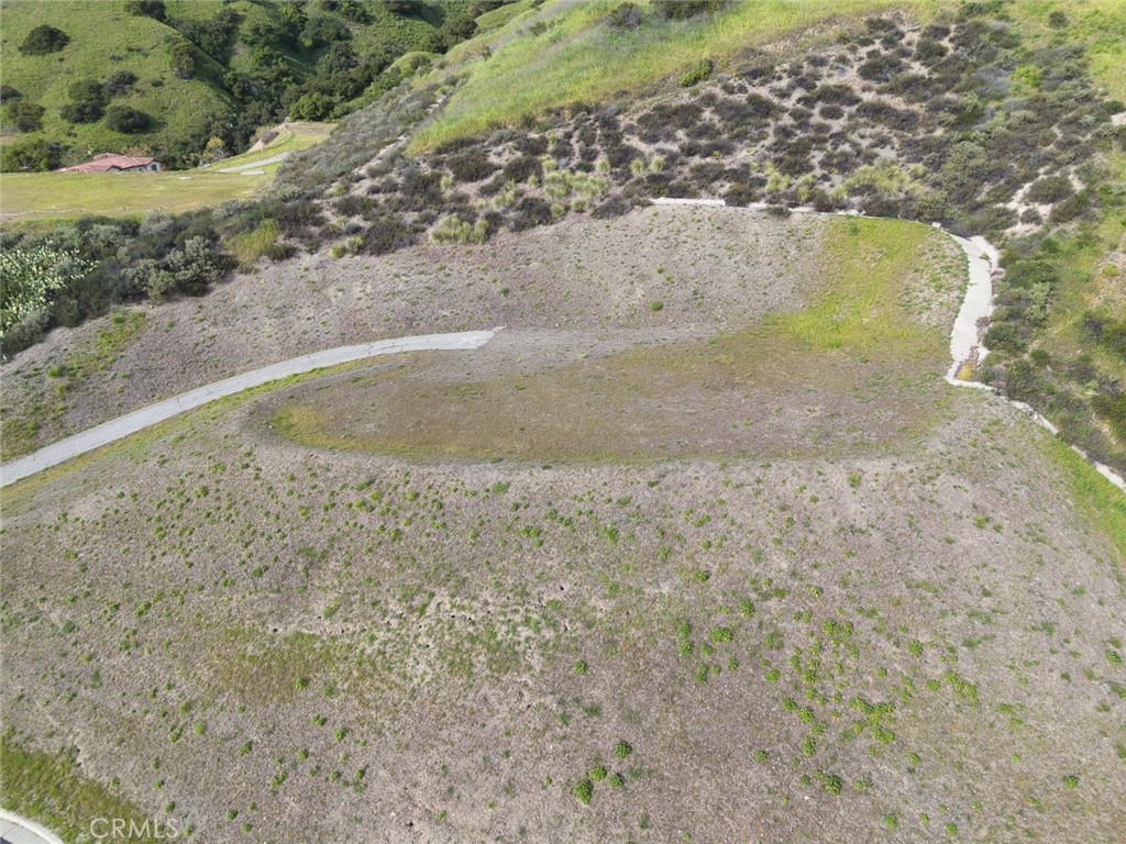 685 Gordon Highlands Road Glendora, CA 91741 - Photo 22 of 35 a view of a dry yard with wooden fence
